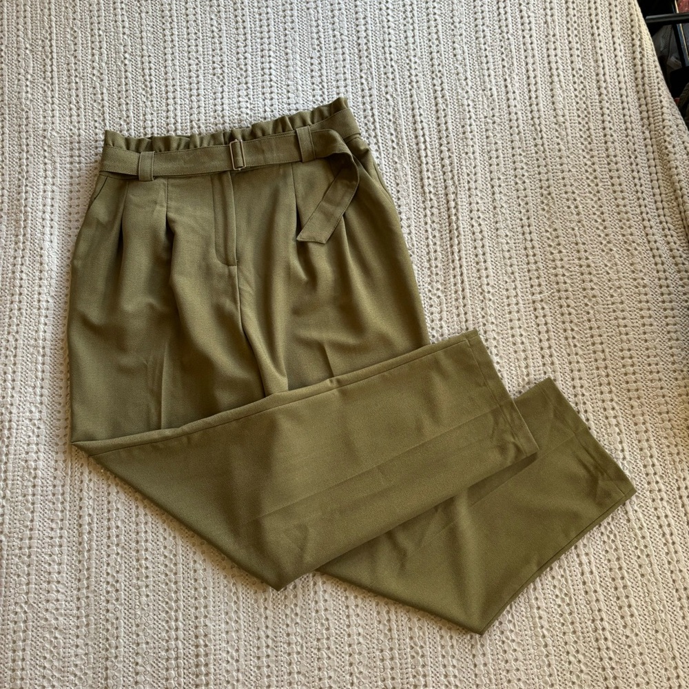 High waisted khaki Topshop trouser - NWT